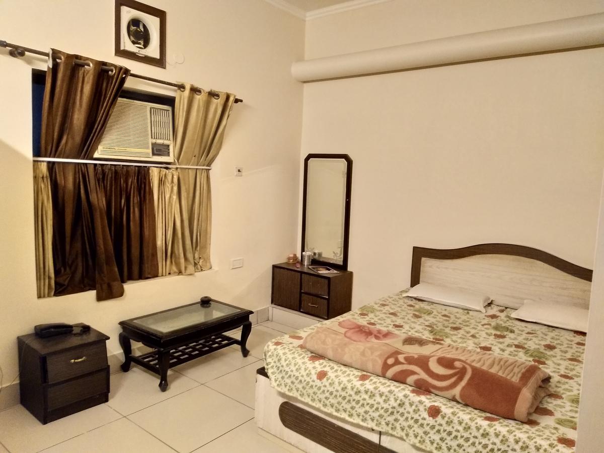 Jhilmil Dhaba Hotel Sonipat Exterior photo